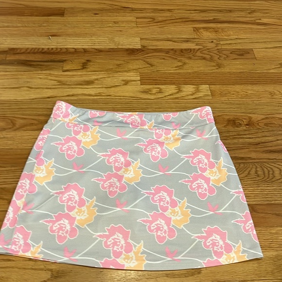 ￼ tournament collection skort - Picture 1 of 8